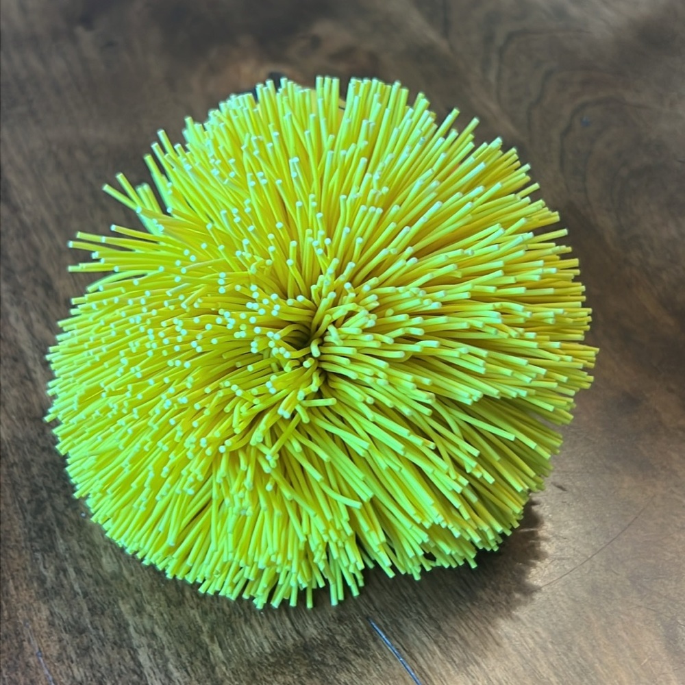 Looney Tunes Tweety Bird Collectible Koosh Ball Toy Vintage - Picture 3 of 3